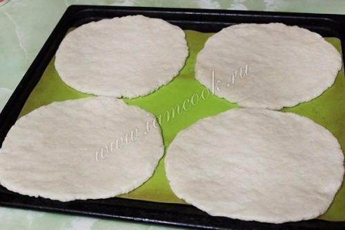 Сметанный торт с фруктами. 01 Сметанный торт с фруктами. 01