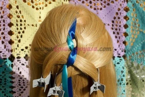 Коса из трех прядей с двумя лентами. 05 Коса из трех прядей с двумя лентами. 05