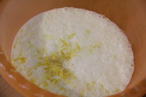 Пышные оладьи на кефире без яиц. 02