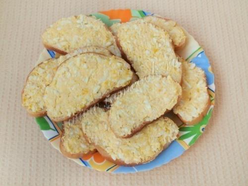 Праздничные бутерброды со шпротами. 02