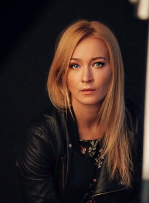 Анастасия папина так похорошела, даже без макияжа очень симпатичная! 01