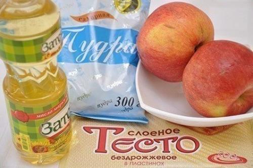 Розы из яблок в тесте. 01