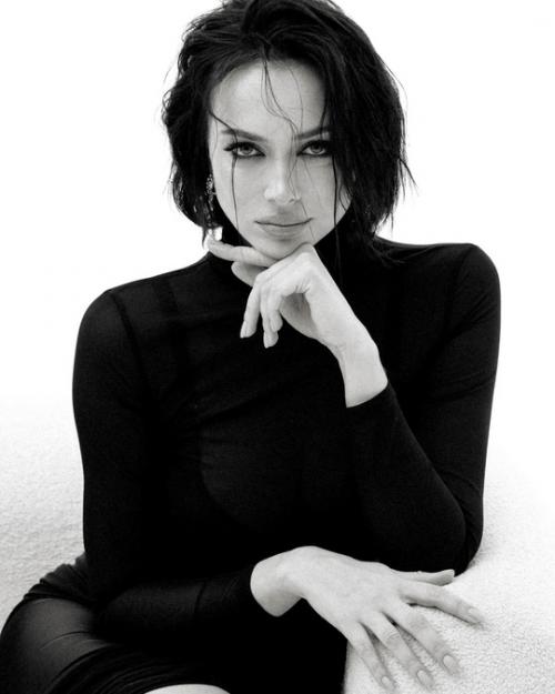 Я Выгорeла актриса самбурская рассказала, что у нee произошло выгораниe. 03