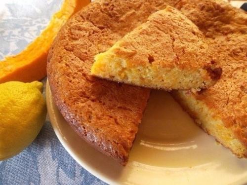 Пышный воздушный тыквенный пай всех восхитительным вкусом порадует!