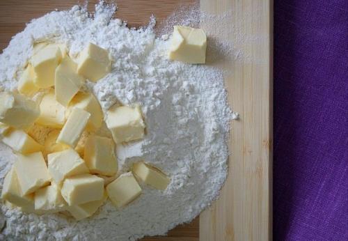 Пирог со смородиной. 01