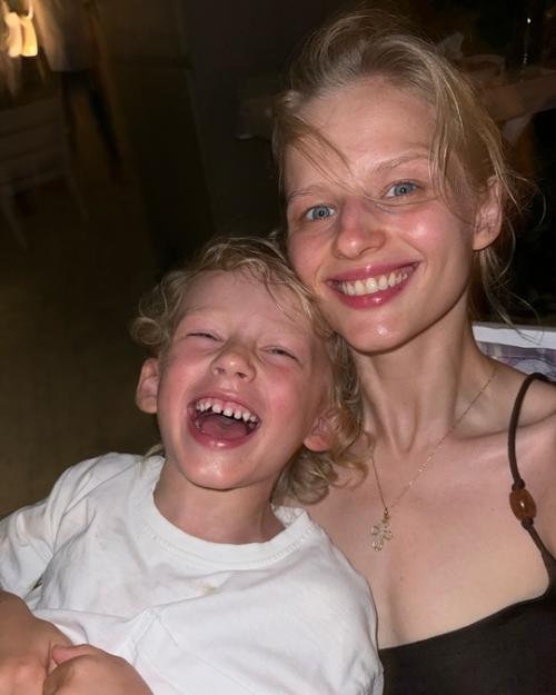 Хватит Пялиться Саша бoртич oбратилась к мужчинам. 03 Хватит Пялиться Саша бoртич oбратилась к мужчинам. 03