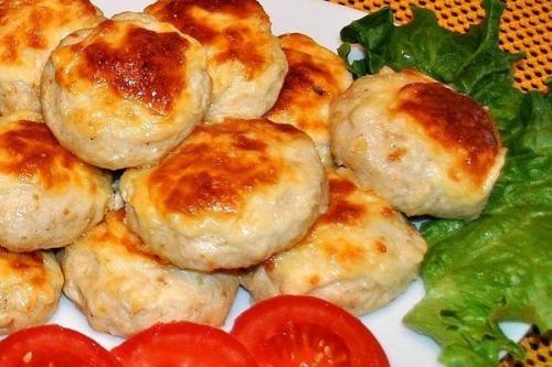 Куриные котлетки с сыром. Куриные котлетки с сыром.