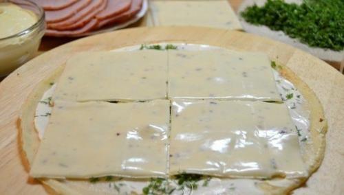 Блинные рулетики с начинкой из ветчины и сыра. 06 Блинные рулетики с начинкой из ветчины и сыра. 06