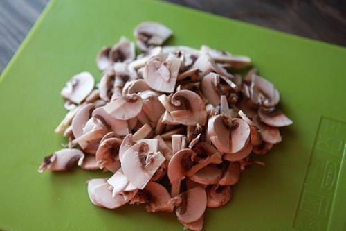 Бефстроганов.   Ингредиенты:  На 4-6 порций. 03