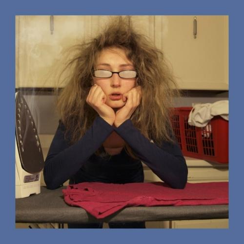 Метеозависимым россиянам могут разрешить брать оплачиваемый больничный во время магнитных бурь. 03