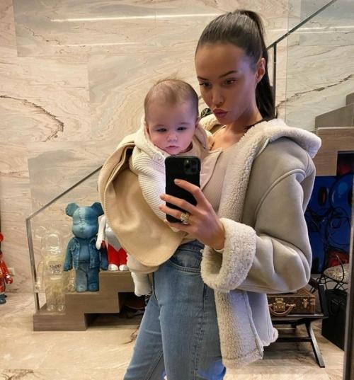 Анастасия решетова показала их с тимати сыночка очень красивый малыш! 02