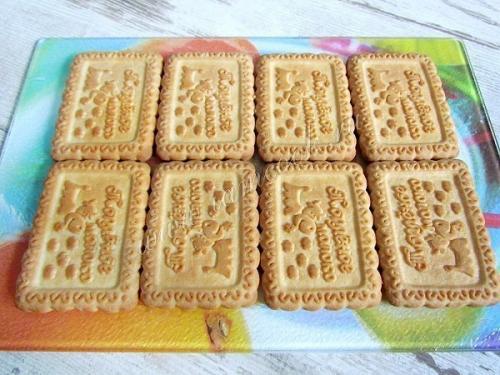 Торт из печенья с заварным кремом. 05 Торт из печенья с заварным кремом. 05