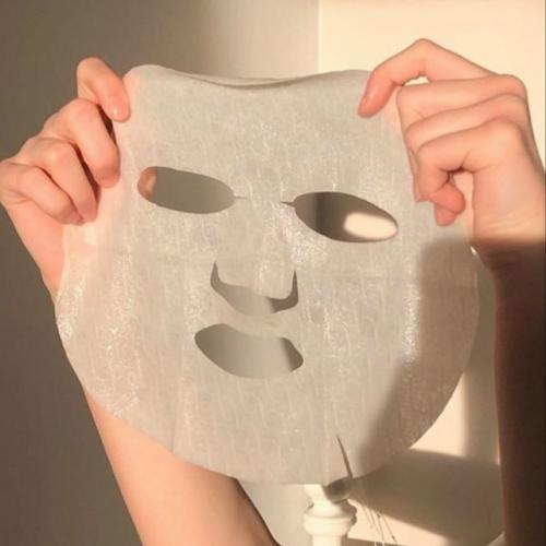 Гидрогелевые, тканевые, кремовые, альгинатные - разберёмся без лишней путаницы. 01