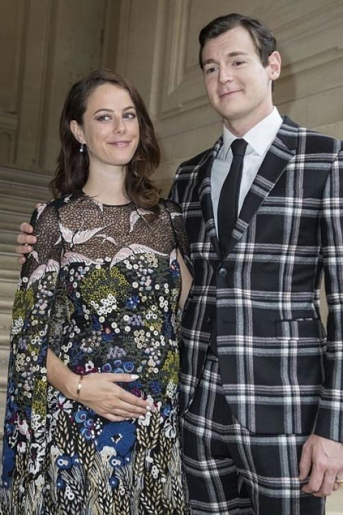 Актриса кая скоделарио расстаётся с мужем после 8 лет брака. 02