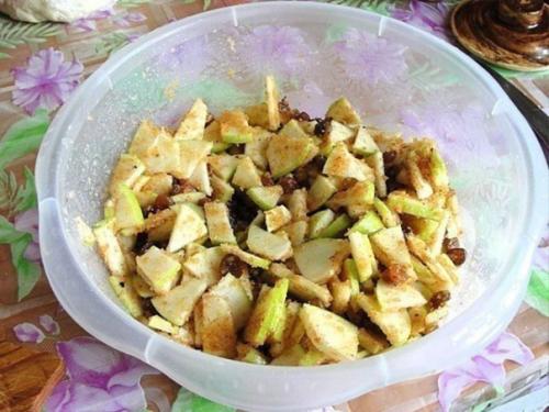 Яблочный штрудель. Як кажуть у нас в Австрии - апфельштрудель. 02 Яблочный штрудель. Як кажуть у нас в Австрии - апфельштрудель. 02