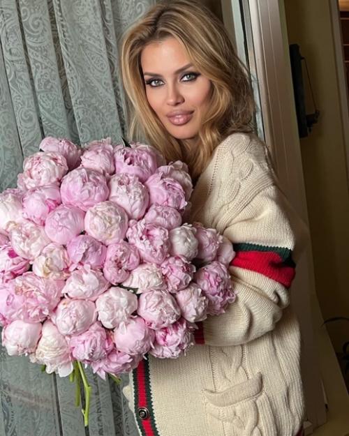 Дождались - Виктория боня выходит замуж. 01