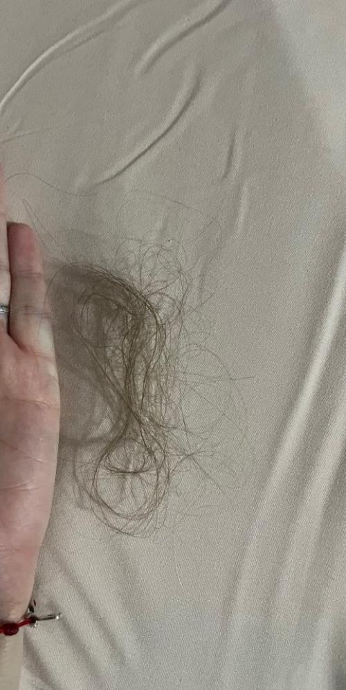 Девчонки, помогите, пожалуйста!  