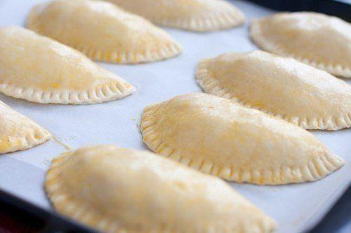 Яблочные пирожки.   Пышные и румяные, мои любимые пирожки с яблоками. 04