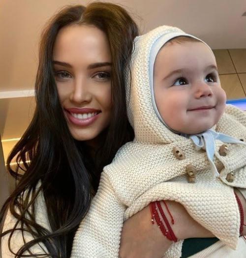 Анастасия решетова показала их с тимати сыночка очень красивый малыш! 01