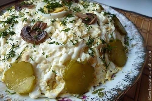 Печеночный слоеный салат. Печеночный слоеный салат.