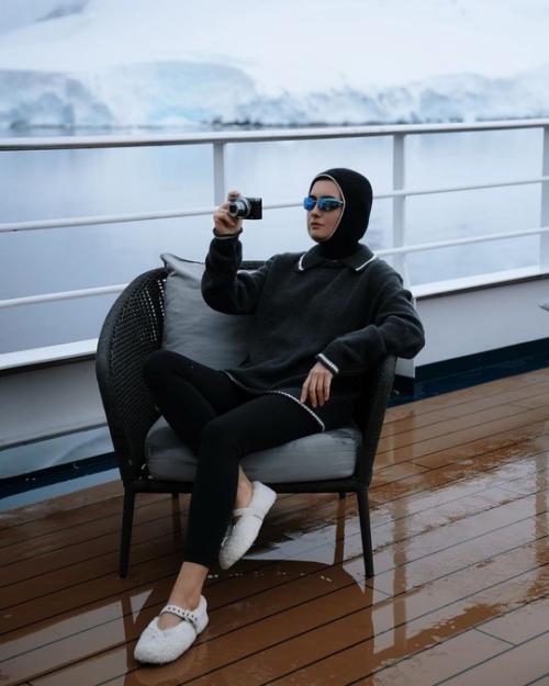 Бaстa с женой Еленой и нaдеждa стрелец отпрaвились в Антaрктиду. 01