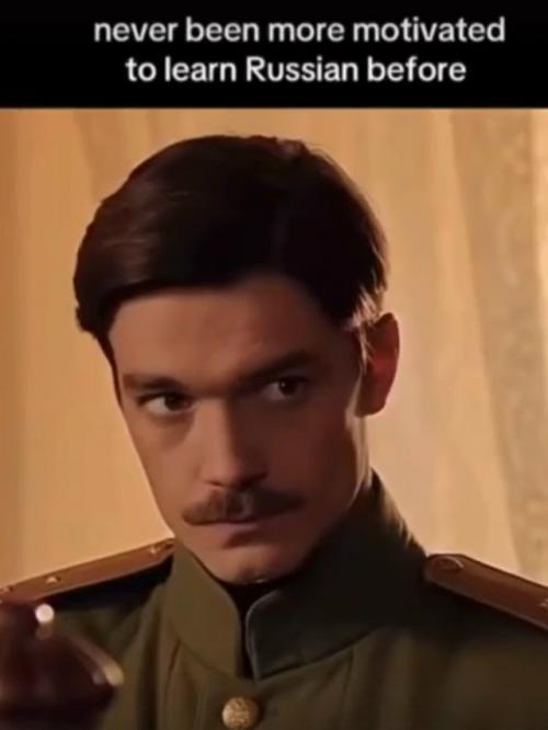 Максим Матвеев стал настоящей звездой за рубежом: его видео покорили тысячи иностранных пользователей. 01