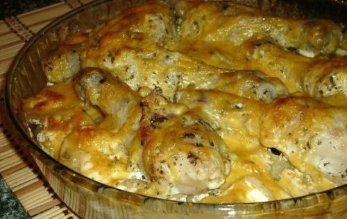 Картошечка с куриными ножками.