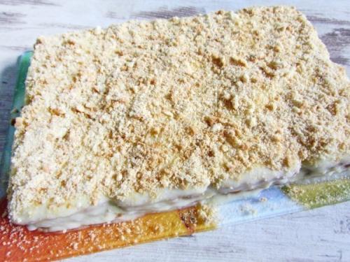 Торт из печенья с заварным кремом.