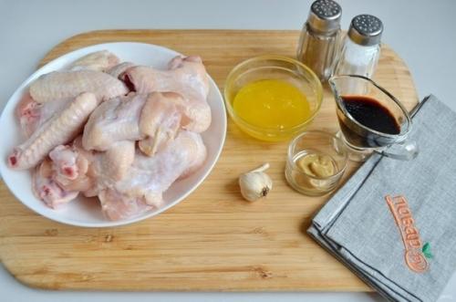 Куриные крылышки в медово - чесночном маринаде. 01
