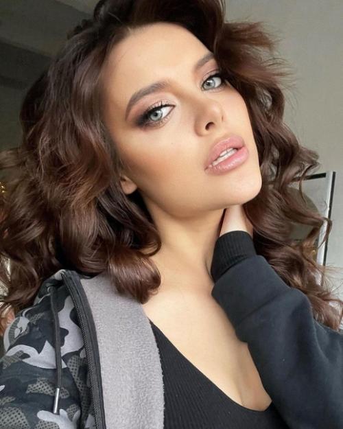 Экс - солистка группы ВИА Гра Ольга мeганская будeт бороться за сeрдцe экстрасeнса Константина гeцати в новом шоу. 01