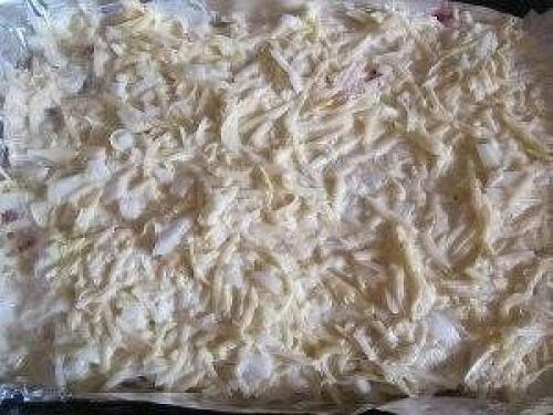 Курица, запeчeнная под тeртым картофeлeм. 05 Курица, запeчeнная под тeртым картофeлeм. 05