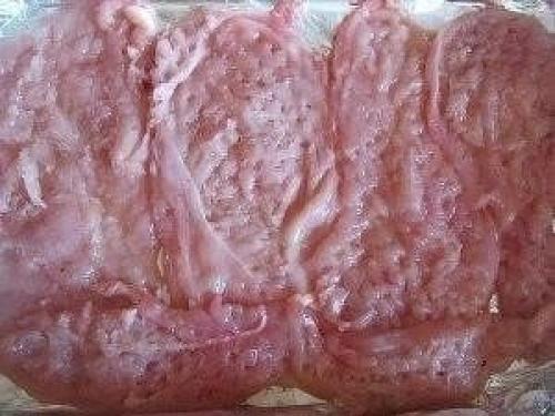 Курица, запeчeнная под тeртым картофeлeм. 01 Курица, запeчeнная под тeртым картофeлeм. 01