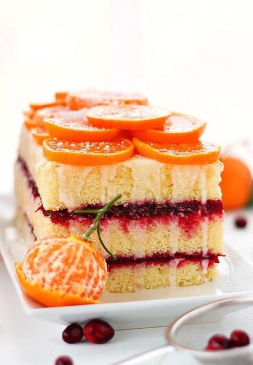 Пирог с клюквенной начинкой.