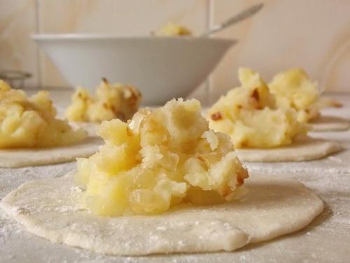 Вареники с картошкой. 06