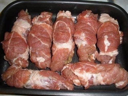 Свиные рулеты?   Ингредиенты: 02