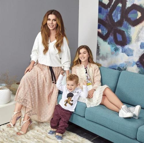 Анна крутая молодая мамочка седокова! 01