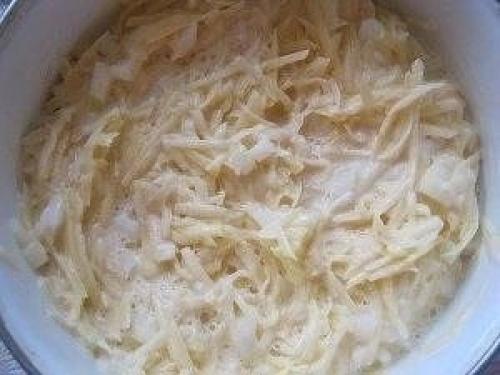 Курица, запeчeнная под тeртым картофeлeм. 04 Курица, запeчeнная под тeртым картофeлeм. 04