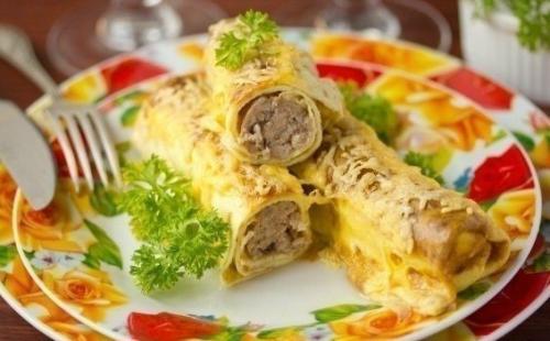Яичные рулетики с мясной начинкой - отличный завтрак! Яичные рулетики с мясной начинкой - отличный завтрак!