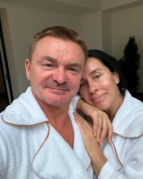 Ни дня без драмы: жена Владимира Сычёва обвинила его в измене. 03