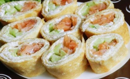 Блины с семгой и творожным сыром. Блины с семгой и творожным сыром.