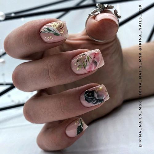 Маникюр на апрель - это изящные краски, стильный дизайн и самые оригинальные идеи. 04