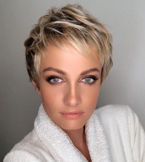 Полина максимова оставила себе короткую стрижку! 03