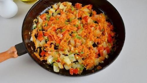 Мы рекомендуем приготовить, это очень вкусно рулеты из скумбрии с сыром и овощами. 04 Мы рекомендуем приготовить, это очень вкусно рулеты из скумбрии с сыром и овощами. 04