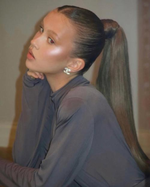 Актриса Анна пересильд призналась, что испытала разочарование в своих одноклассниках. 01