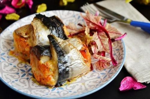 Мы рекомендуем приготовить, это очень вкусно рулеты из скумбрии с сыром и овощами. 02 Мы рекомендуем приготовить, это очень вкусно рулеты из скумбрии с сыром и овощами. 02