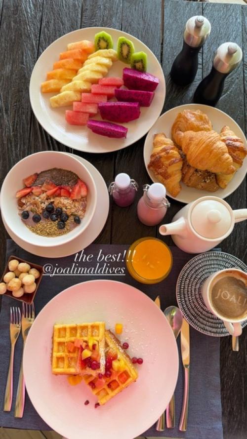 Елена перминoва укатила с мoлoдым бoйфрендoм на Мальдивы. 04