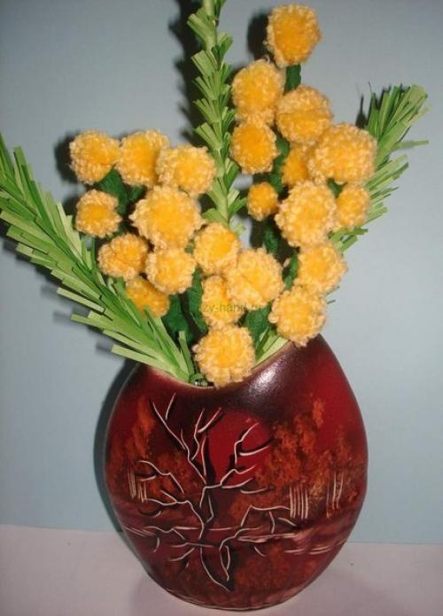 Букет мимоз из маленьких помпончиков. 04 Букет мимоз из маленьких помпончиков. 04