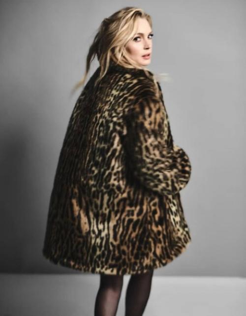 Линдси лохан заявила, что не делала пластику. 01