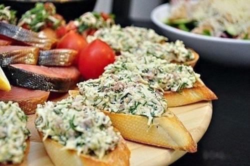 Подборка бутербродов для праздничного стола. Подборка бутербродов для праздничного стола.