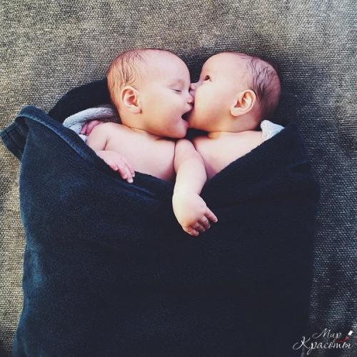 Сердце каждой мамы сеточка из шрамов. Сердце каждой мамы -.